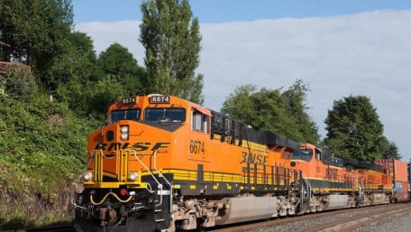 Open-Source Platform Simulates Energy Transition Strategies for Rail Infrastructure