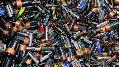 Batteries Must be Eliminated from EVs and IoT Devices