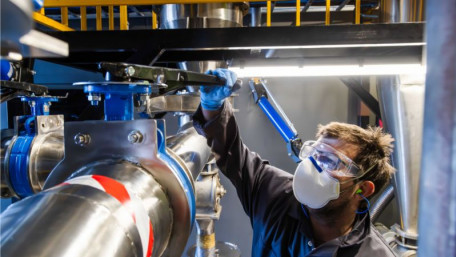 Can Wood Byproducts Prevent Graphite Shortages in Li-ion Batteries? 