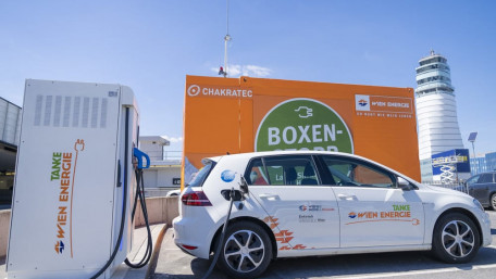 Kinetic-Powered EV Charging Station Enables Fast Charging Despite Weak Grid