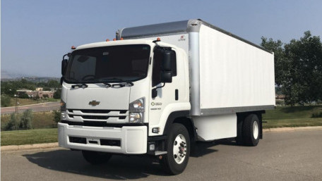 Lightning Systems Announces Zero-Emission Class 6 Electric Powertrains