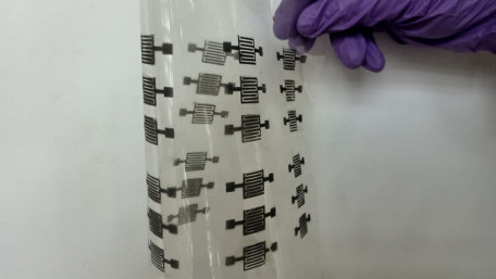 Compact and Flexible Supercapacitor Developed using Simple Spray Coating Method