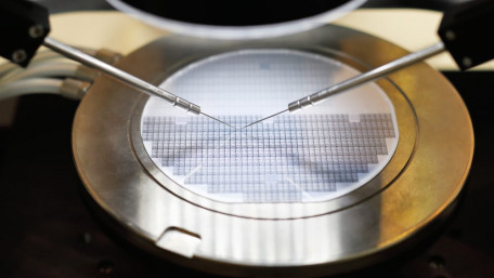 Cree Agrees to Supply STMicroelectronics with SiC Wafers