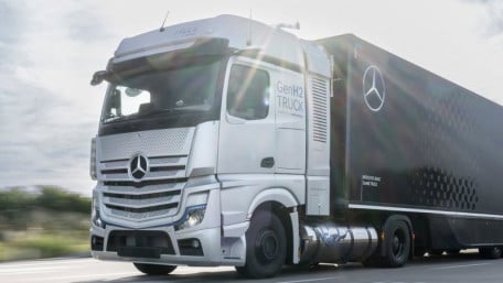 Can Liquid Hydrogen Power Long-Distance Trucking?