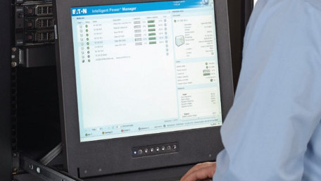 Intelligent Power Manager Software for Hyperconverged Infrastructure