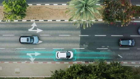 Wireless EV Charging Electrifies Highway in France
