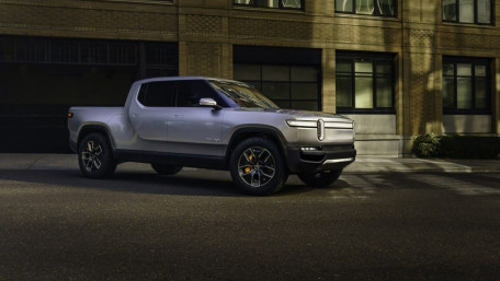 All-Wheel Drive Electric Pickup and SUV have 400+ Miles of Range