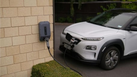 Harnessing EVs: The Potential of V2G for Grid Stability, Renewables