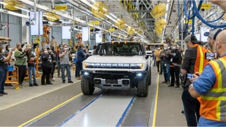 From Pistons to Powertrains: EVs Could Reshape Engineers’ Careers