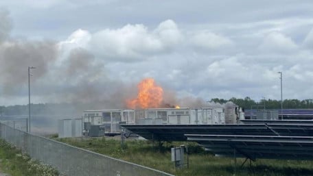 Can Lab-on-Fiber Combat Thermal Runaway in Li-Ion Batteries?