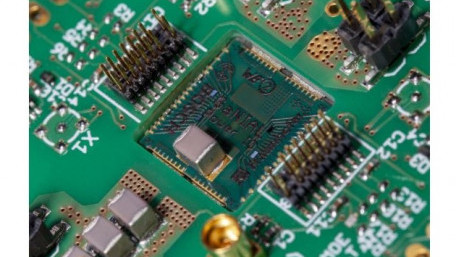Fraunhofer Embeds GaN Power ICs on Single Chip 
