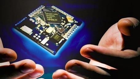 Always-On Low Power FPGAs are Superior to Microcontrollers