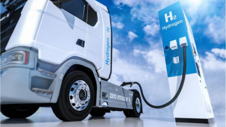 NREL Moves EV Charging, Hydrogen Refueling Infrastructure Ahead