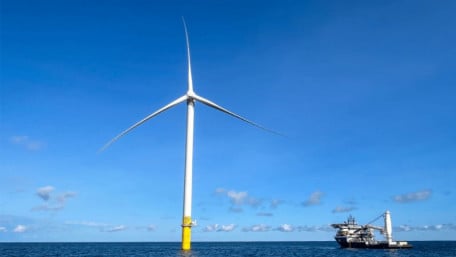Fossil Fuels Down: Signs of an Evolving Power Grid