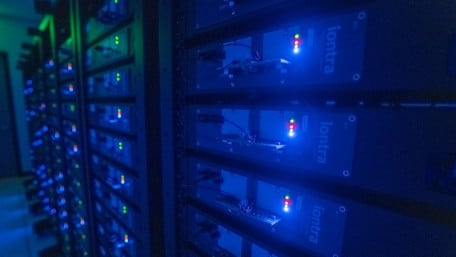 A Smarter Way to Charge Batteries