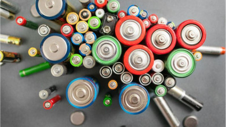 Battery Researchers Turn to Seawater to Unlock Iron Alkaline Batteries