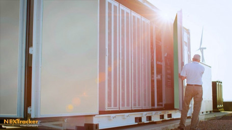 Lithium-Ion and Vanadium Flow Energy Storage Systems