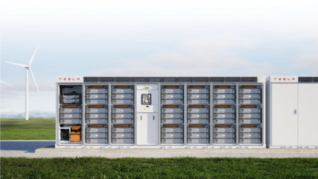 Battery Energy Storage Surges as Global Leader Emerges