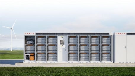 Battery Energy Storage Surges as Global Leader Emerges