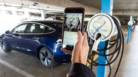 How Can Smart EV Charging Manage Grid Load?