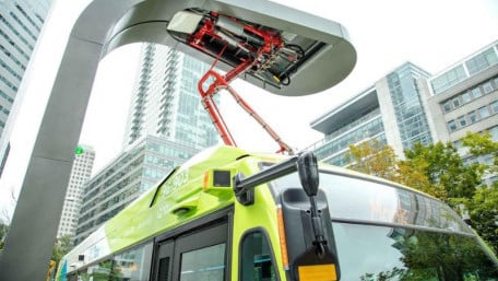 SAE Sets Charging Standards for Transit Fleets, Other Heavy-Duty EVs