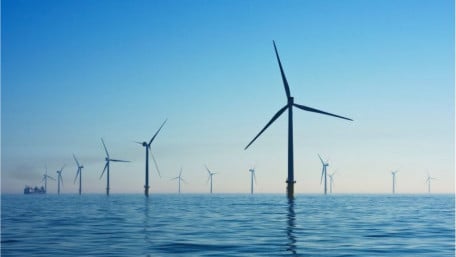 Offshore Floating Wind Farms Provide Lifelong Environmental Benefits