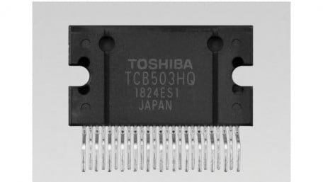 Power Amplifier for Car Audio with Strong Resistance to Power Surges