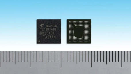 Processor Family IC for Wearable Applications