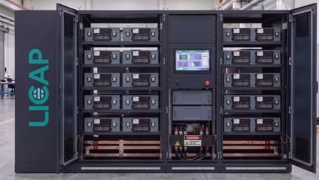 Q&A With Richard Qiu: Fast-Response Storage for AI Data Centers