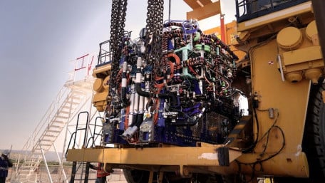 Mine Truck Powered by Massive Battery Hydrogen Fuel Cell Launches in South Africa