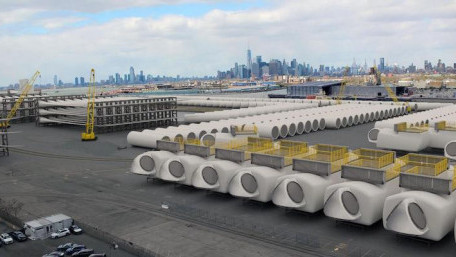 California & New York Renovate Ports to Make Way for Offshore Wind Development
