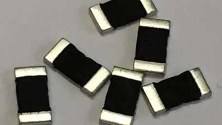 Miniature All Metal Current Sense Chip Resistors for Portable Devices