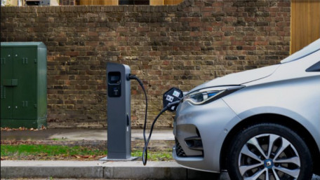 Retrofitting Forgotten Street Cabinets: BT’s EV Charging Tactic