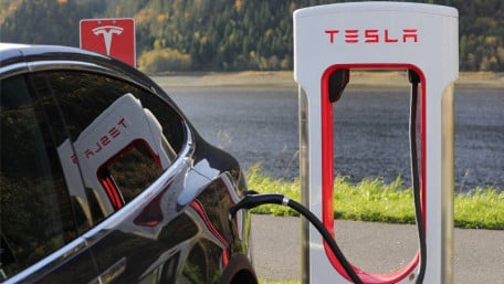 Studies Reveal Insights in EV Usage, Batteries