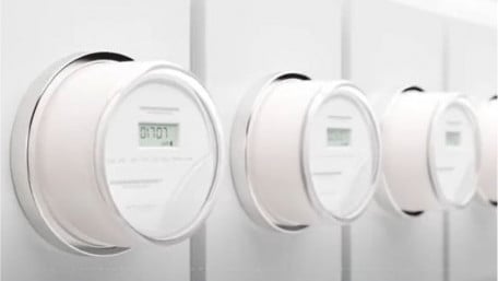 Supercapacitors Extend Operating Life of Battery-Powered Devices 