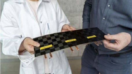 Researchers Make Breakthrough in ‘Massless’ Energy Storage for Consumer Electronics and EVs