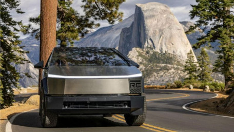 U-Turn? How Changes in Washington Could Impact EVs