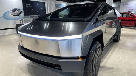 Analyzing the Tesla Cybertruck’s Unusual Charging Profile