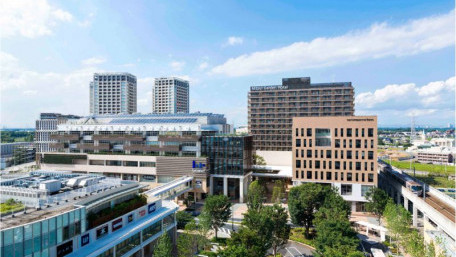 How One Japanese Smart City Is Bringing Wireless EV Charging to the Road