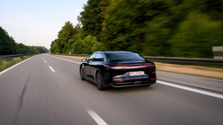 Tech Briefs: EVs Advance in Range, Charging Time, and More