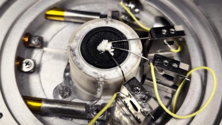 Is the Future of Batteries in the Air? Making Graphite from C02