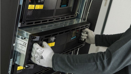 Transformer-Less 50kW UPS Modules Achieve 97.6% Efficiency