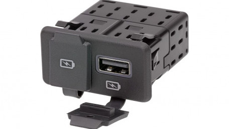 USB Smart Modules to Assist Connectivity within Vehicles