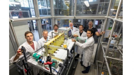 University Researchers Develop an Eco-Friendly Power Storage Battery Using Vanillin