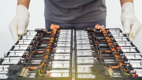 EV Battery Recycling Driving Critical Material Recovery 
