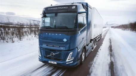 Changan and Volvo Test Hydrogen Fuel Vehicles on the Road