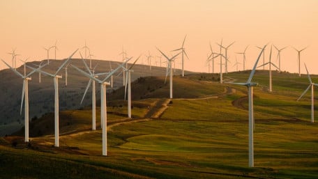Daily Wind Generation Surpasses Nuclear & Coal for the First Time