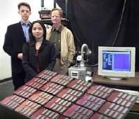 UC Berkeley Researchers Develop Plastic Solar Cells