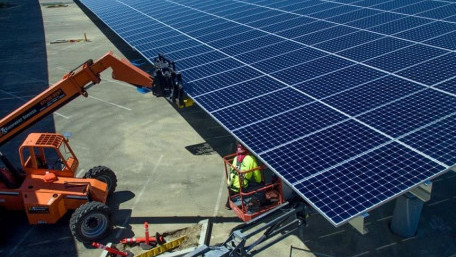 SunPower Splitting into Two Independent, Publicly-Traded Companies