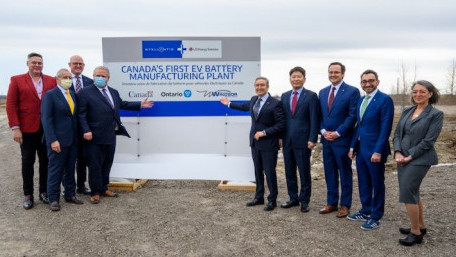 Stellantis and LG Energy Solution to Build Canada’s First Large-scale EV Battery Plant 